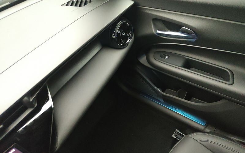 JUNIOR 1.2 136CV HYBRID EDCT6 SPECIALE